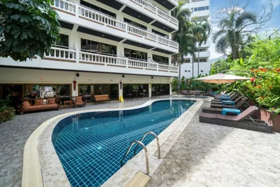 Patong Central Residence & Apartment – Foto 7